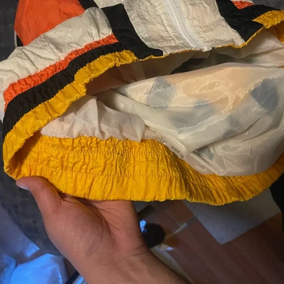 International 80s Vintage Multicolor Bomber Jacket - Picture 5 of 6